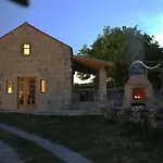 Stonehome Pojata *