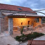 Stonehome Pojata Βίλα Mocici