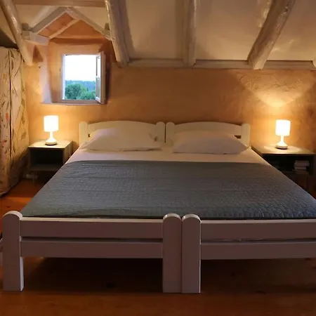 Stonehome Pojata *